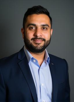 Portrait of Faisal Abdullah, Studio Manager at Pearl Lens Studio